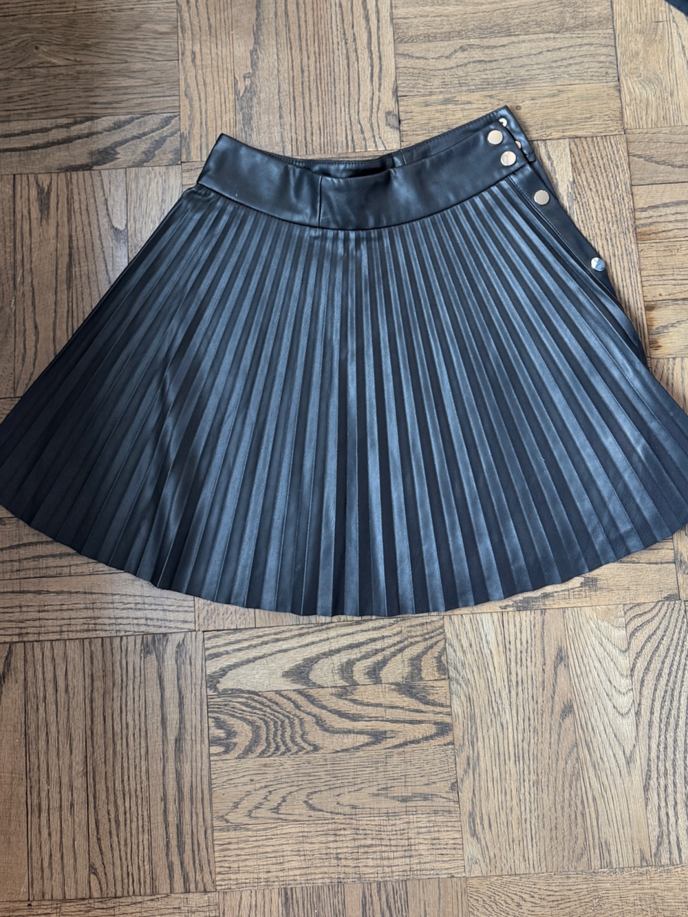 Zara Black Pleated Faux Leather Skater Skirt with Snap Buttons